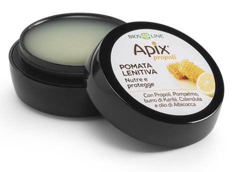 APIX PROPOLI POMATA LENITIVA NASO LABBRA 8 ML BIOSLINE - Farmacia Mastrangelo 